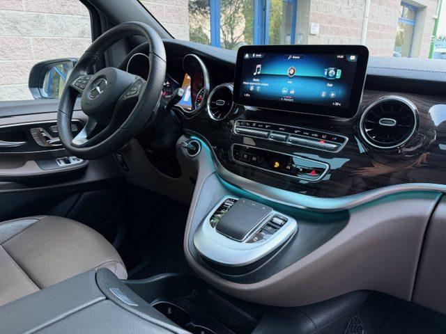 MERCEDES-BENZ V 300 D PREMIUM 4 MATIC 239CV 7 POSTI TETTO PANORAMA