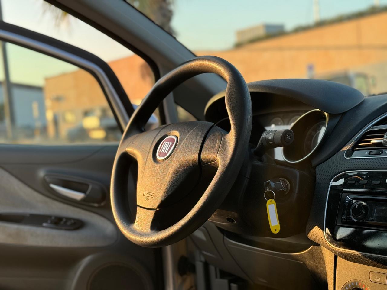 FIAT PUNTO EVO 1.4 BENZINA GPL 12 MESI DI GARANZIA