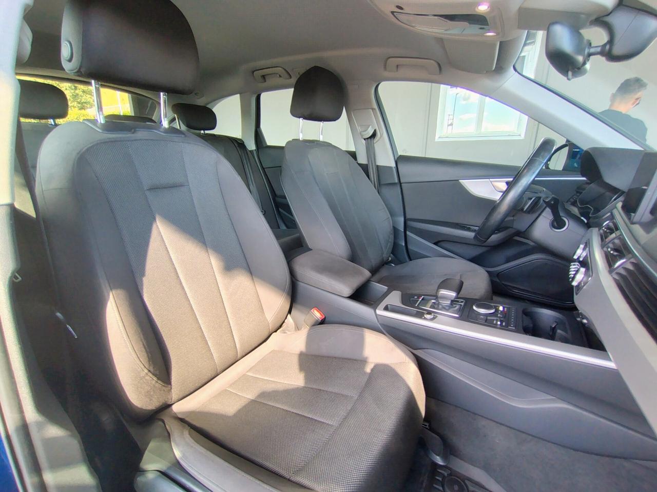Audi A4 2.0 TDI 150 CV ultra S tronic Sport