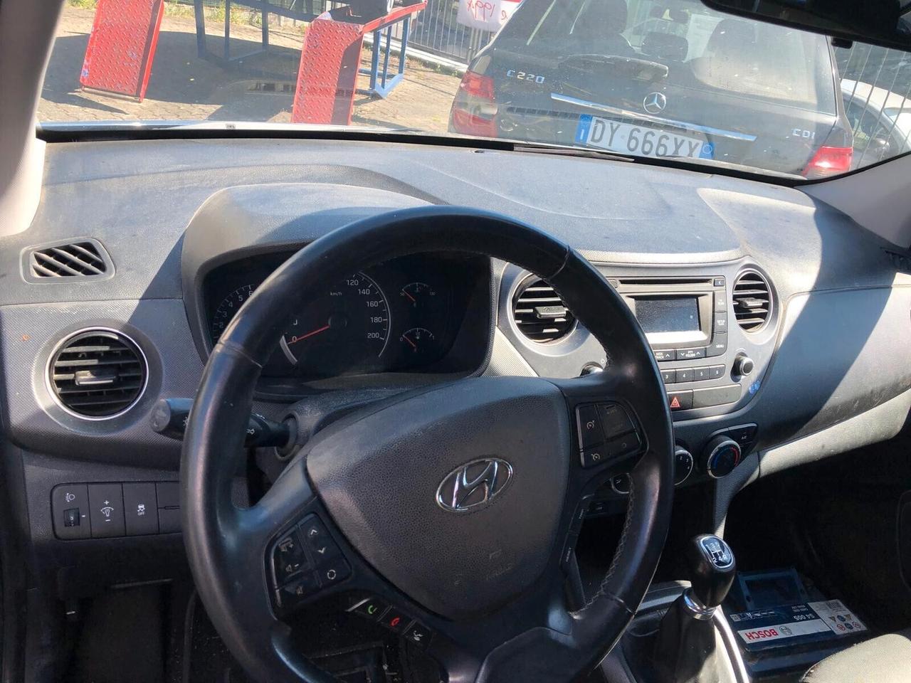 Hyundai i10 1.0 MPI Comfort UNICO PROPRIETARIO GARANZIA EUROPEA CONFORMGEST 12 MESI RINNOVABILE FINO A 36 MESI!!!