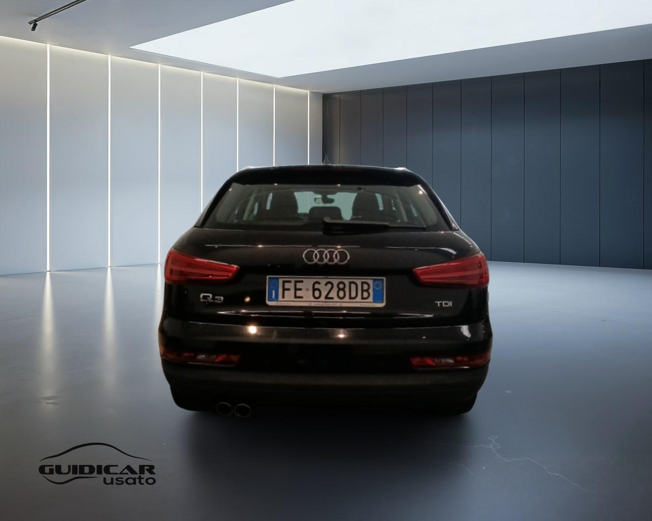 AUDI Q3 I 2015 - Q3 2.0 tdi Business 120cv