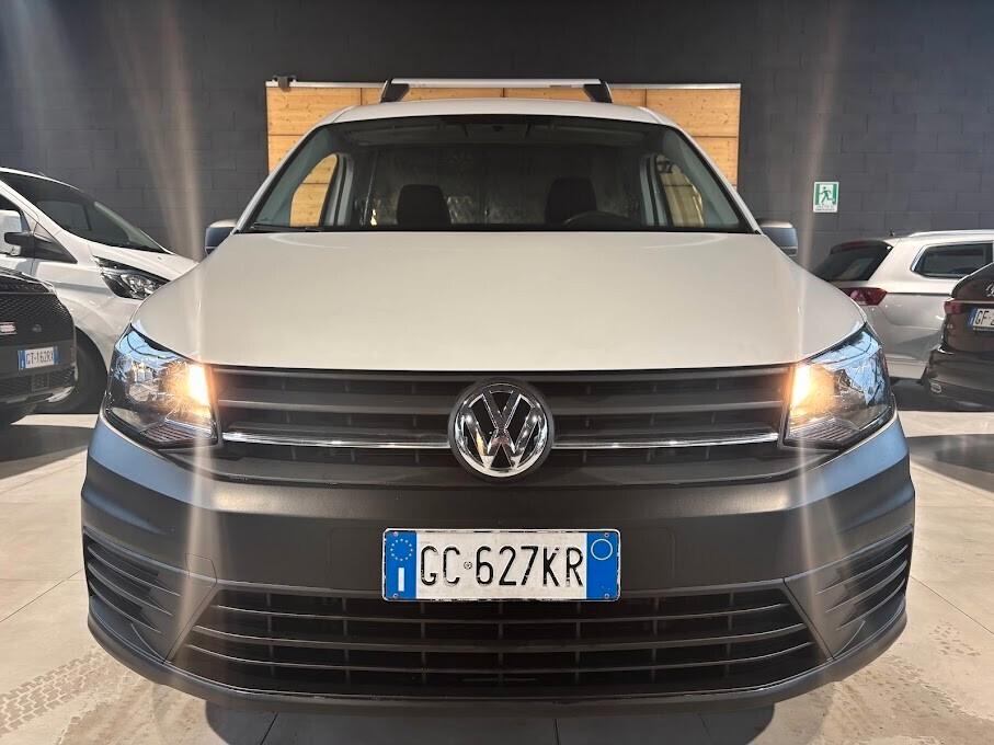 Volkswagen Caddy Maxi 2.0 TDI 102 CV 59.000km NEOPATENTATI