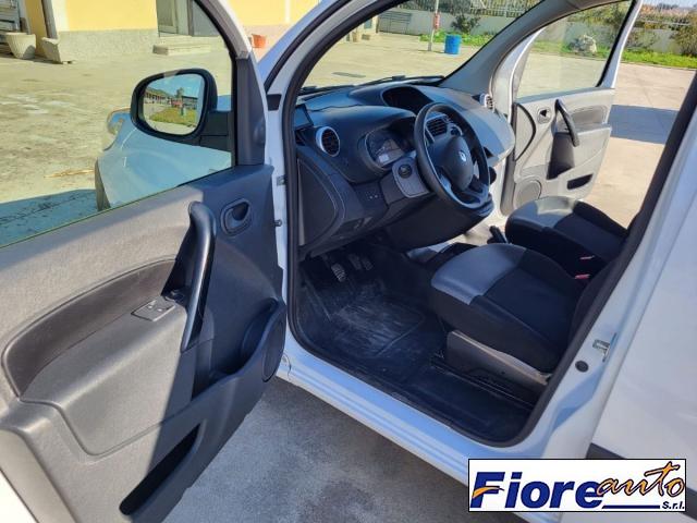 RENAULT KANGOO 1.5 DCI R-LINK TOM TOM