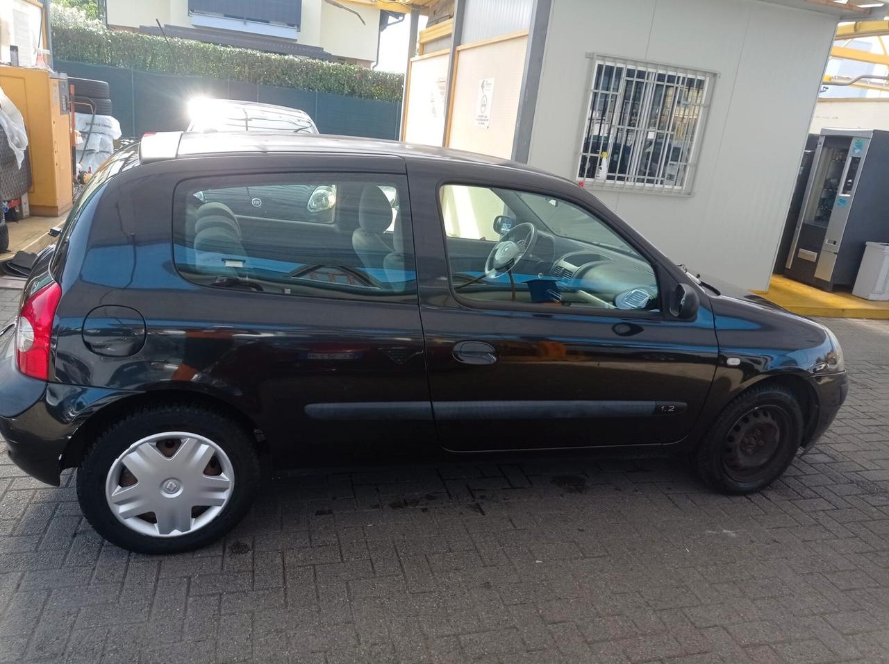 Renault Clio Storia 1.2 3 porte Dynamique