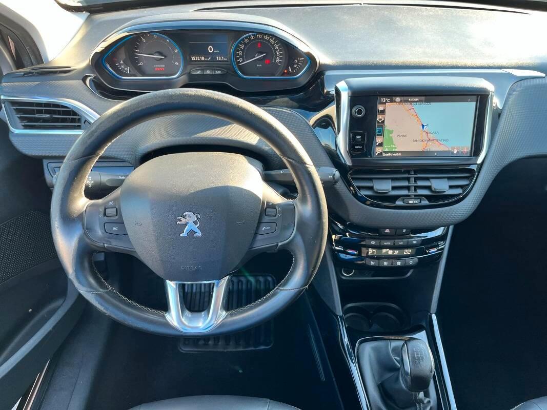 Peugeot 2008 1.6 bluehdi Black Matt 100cv