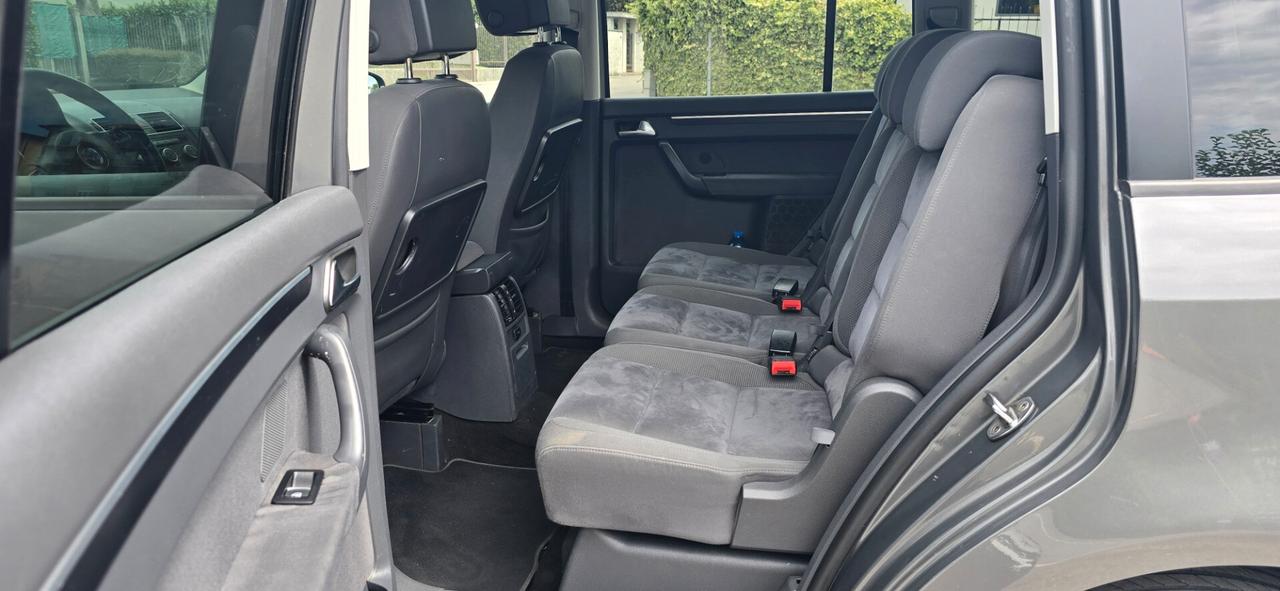 Volkswagen Touran 1.4 TSI Highline EcoFuel