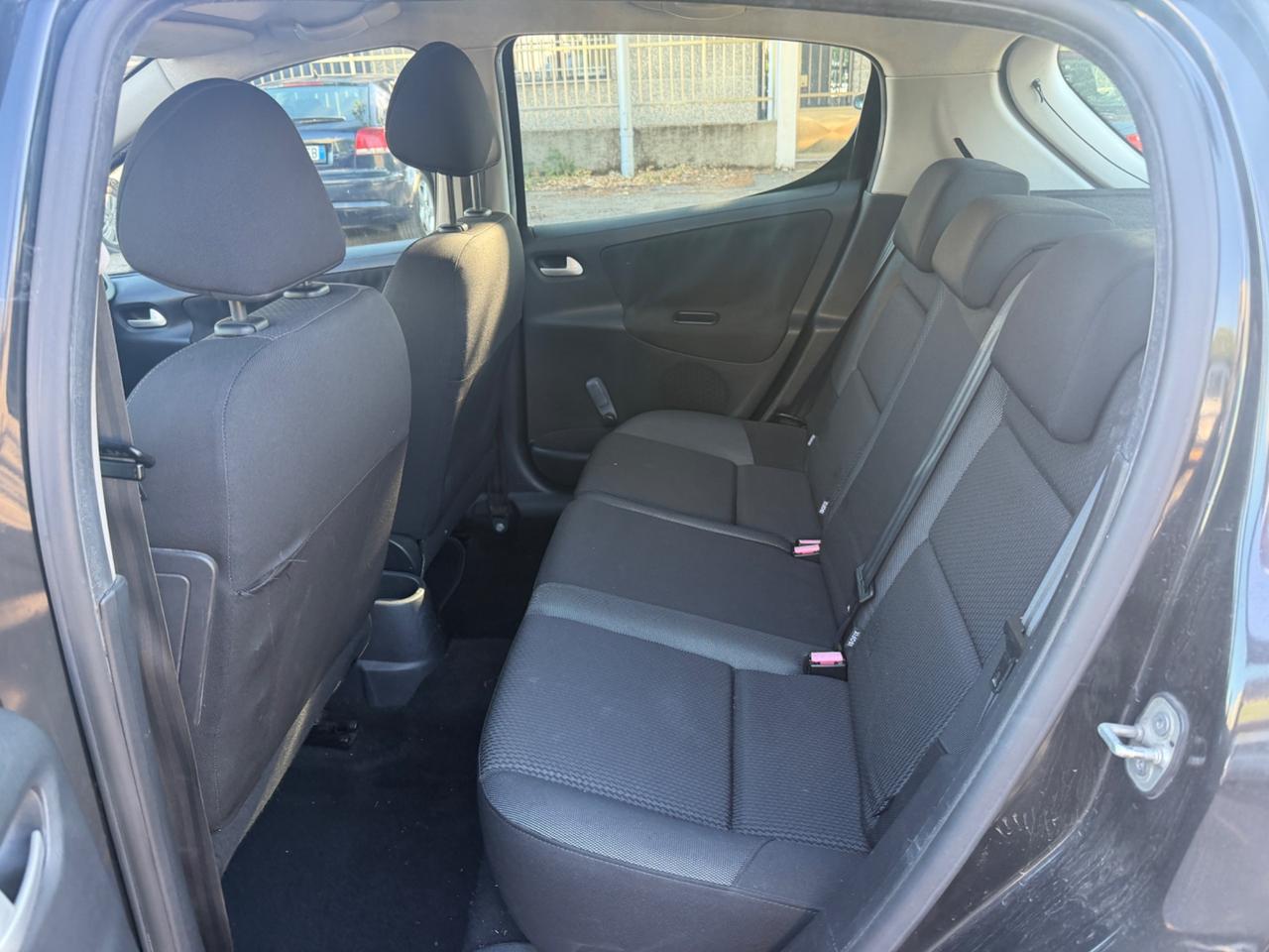 Peugeot 207 1.4 VTi 95CV EURO5A NEOPATENTATI