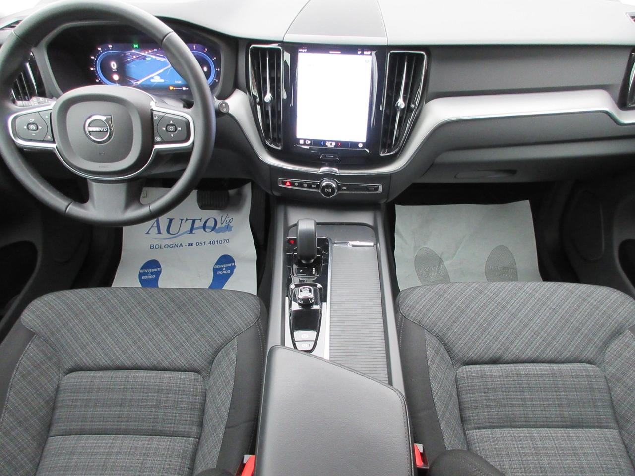 Volvo XC60 B4(d) AWD automatico Core