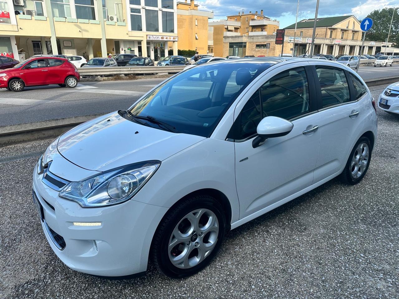 Citroen C3 PureTech 82 Exclusive 1.2 metano casa madre