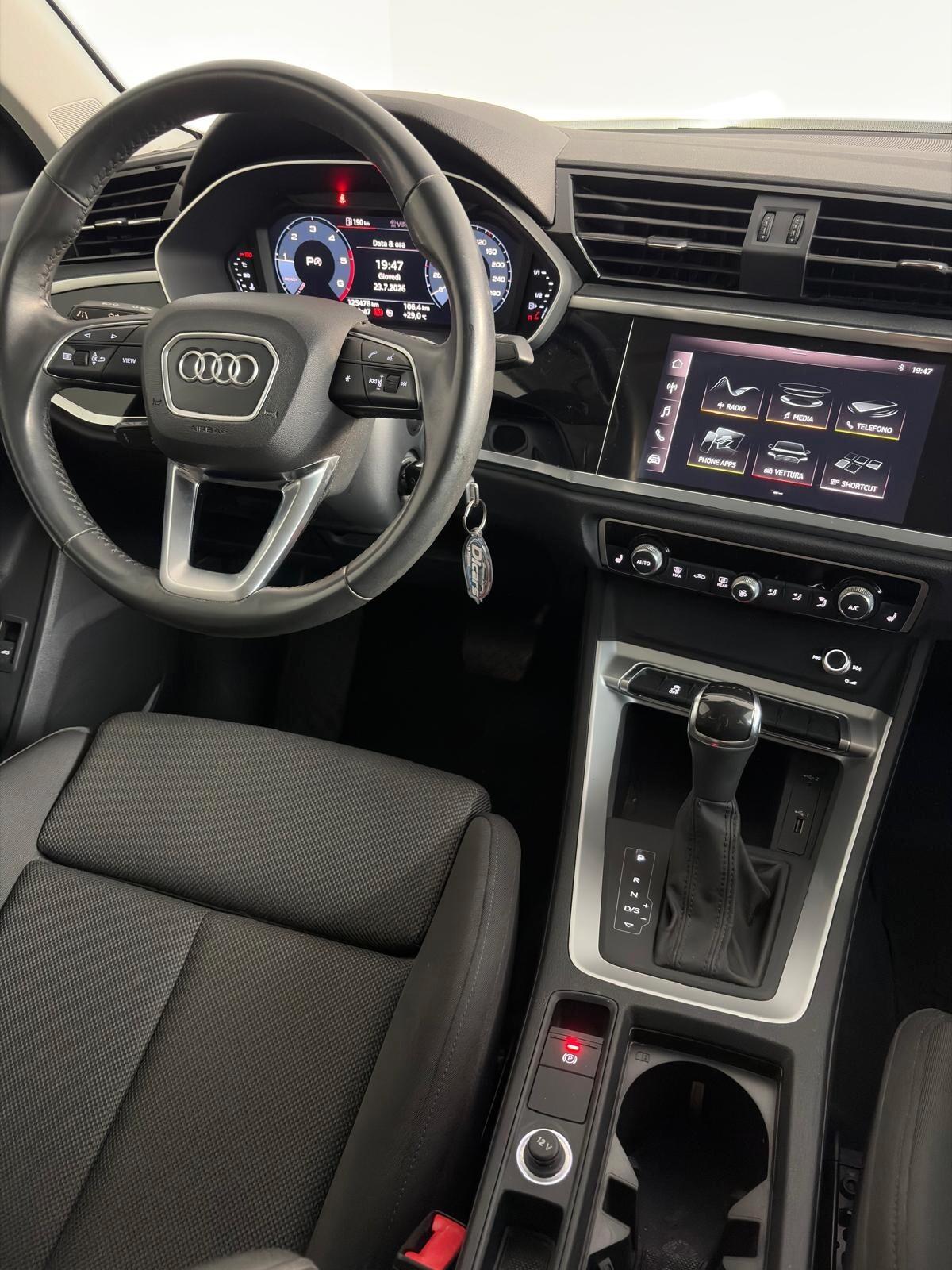 Audi Q3 35 TDI S tronic Business Advanced