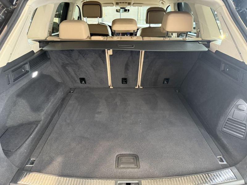 Volkswagen Touareg 3.0 V6 TDI SCR Atmosphere