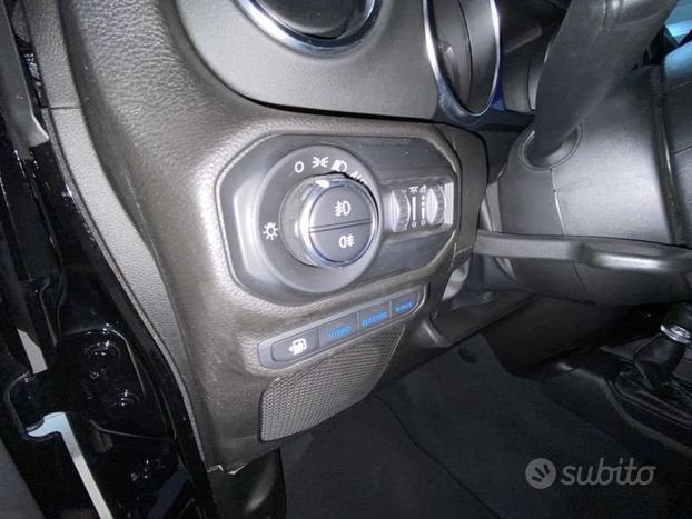 Jeep Wrangler PLUG-IN HYBRID SAHARA 2.0 4XE P...