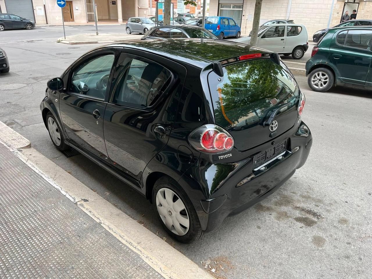 Toyota Aygo 1.0 12V VVT-i 5 porte Now