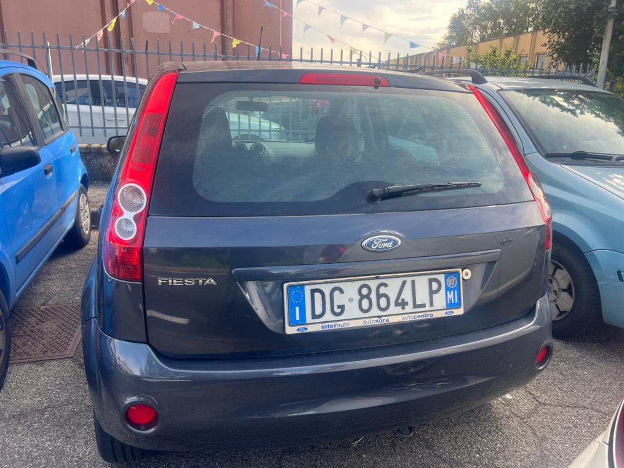 Ford Fiesta 1.2 16V 5p. Ghia 19 mila km