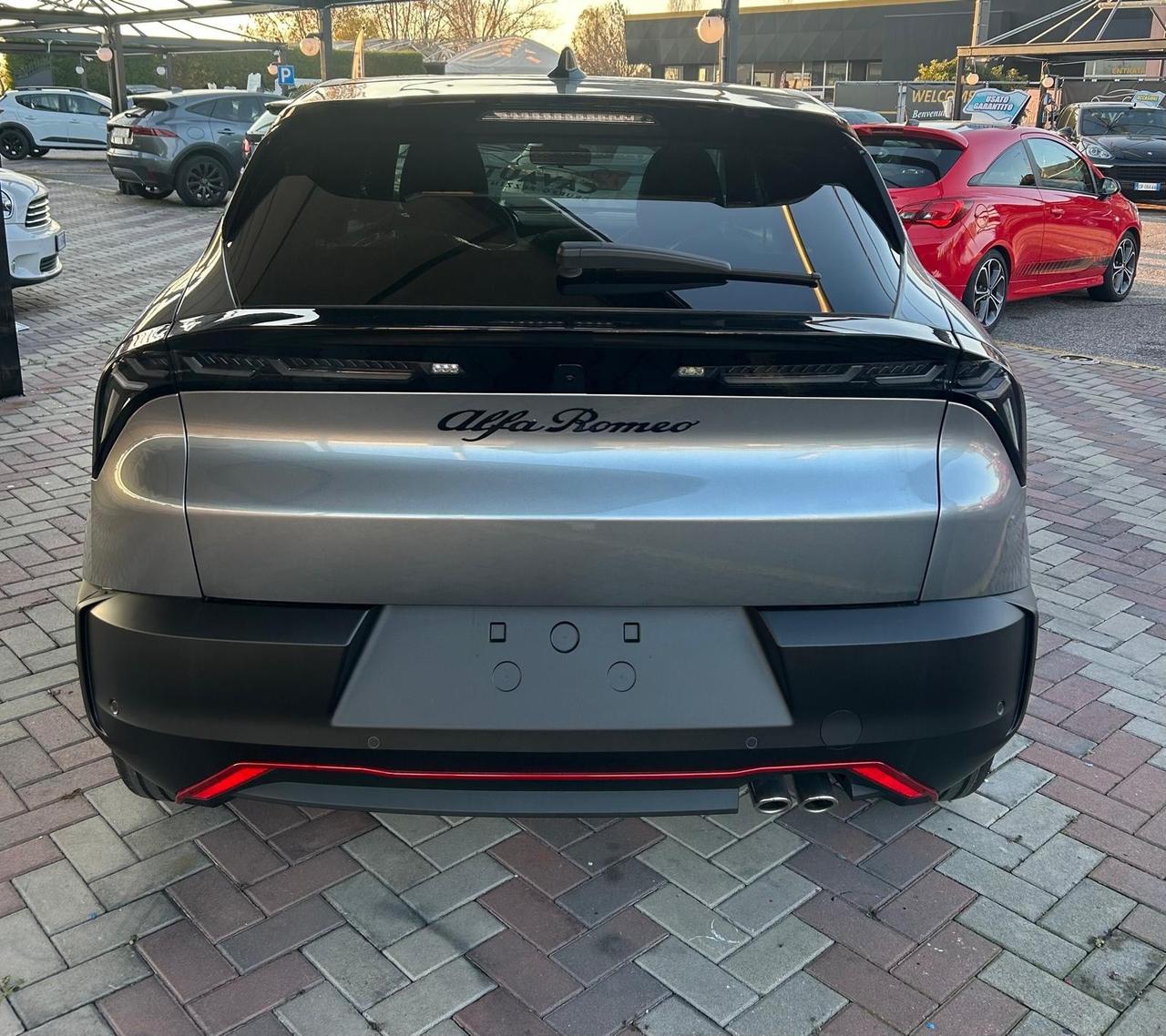 Alfa Romeo Junior 1.2 136 CV Hybrid eDCT6 Speciale