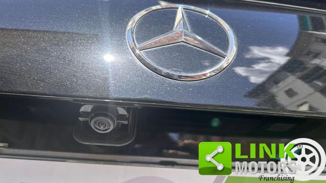 MERCEDES-BENZ GLA 200 d Automatic 4Matic Premium AMG