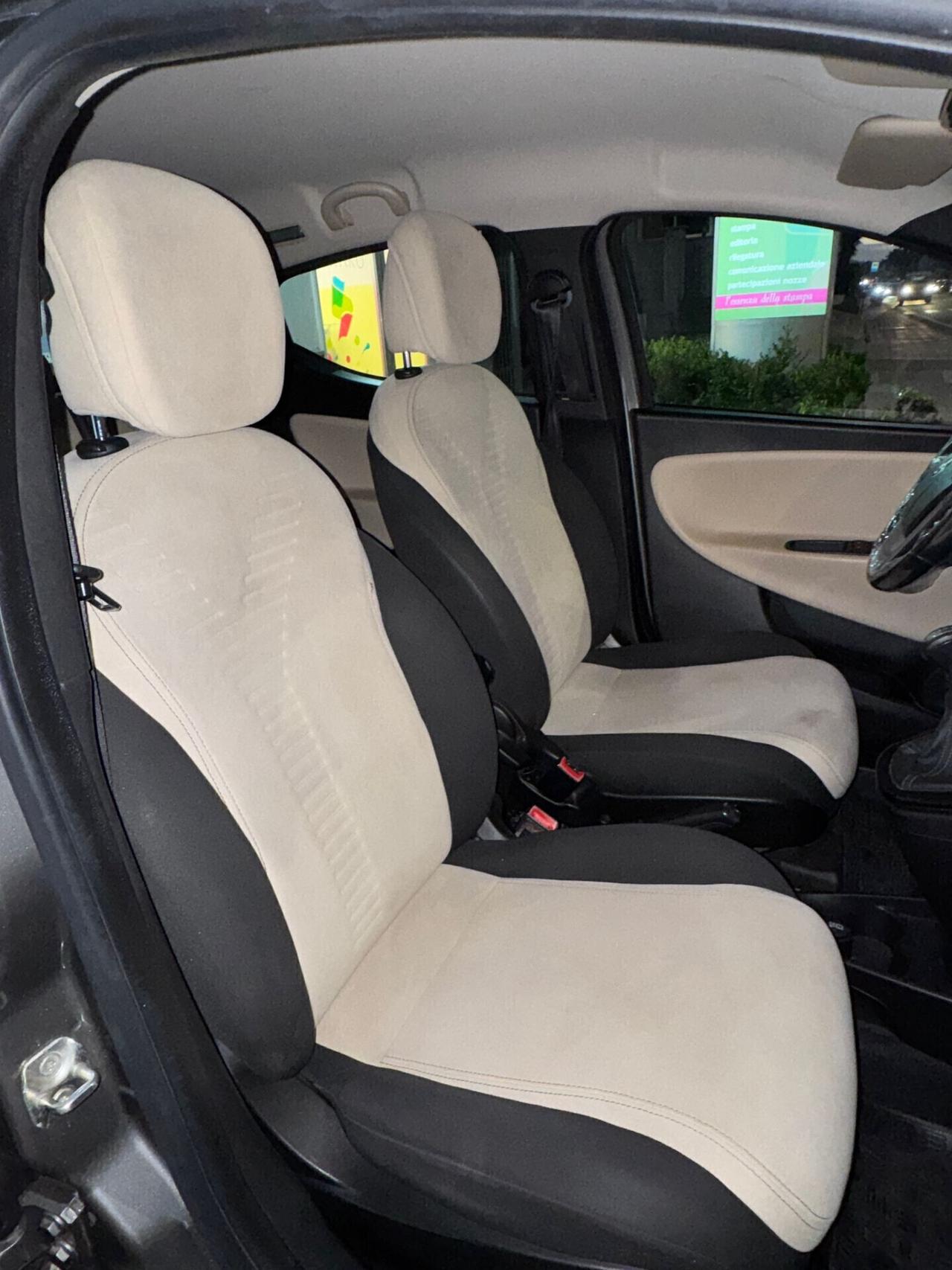 Lancia Ypsilon 1.3 MJT 16V 95 CV 5 porte S&S Platinum