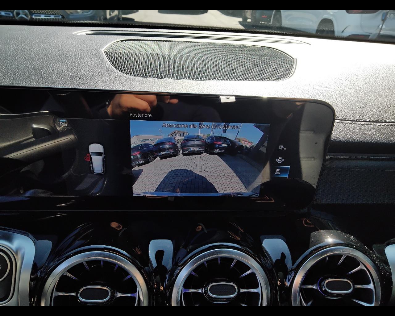 Mercedes-Benz GLB - X247 2019 - GLB 200 d Premium auto