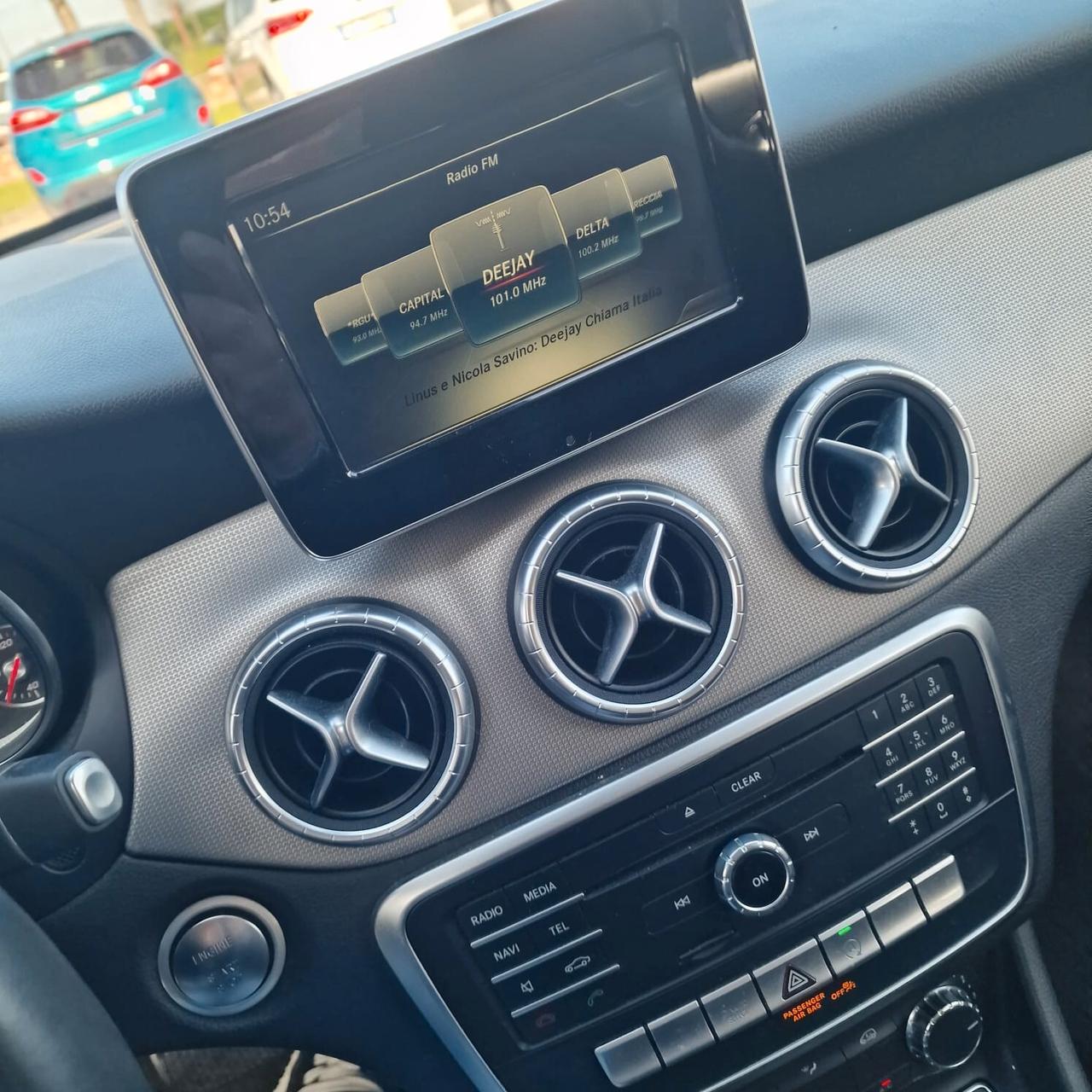 Mercedes-benz CLA 200 d S.W. Automatic Premium