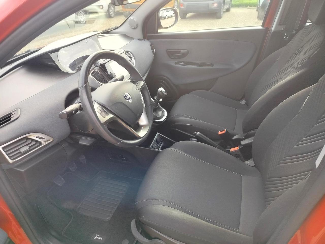 Lancia Ypsilon 1.0 firefly hybrid Gold s&s 70cv 5p.ti