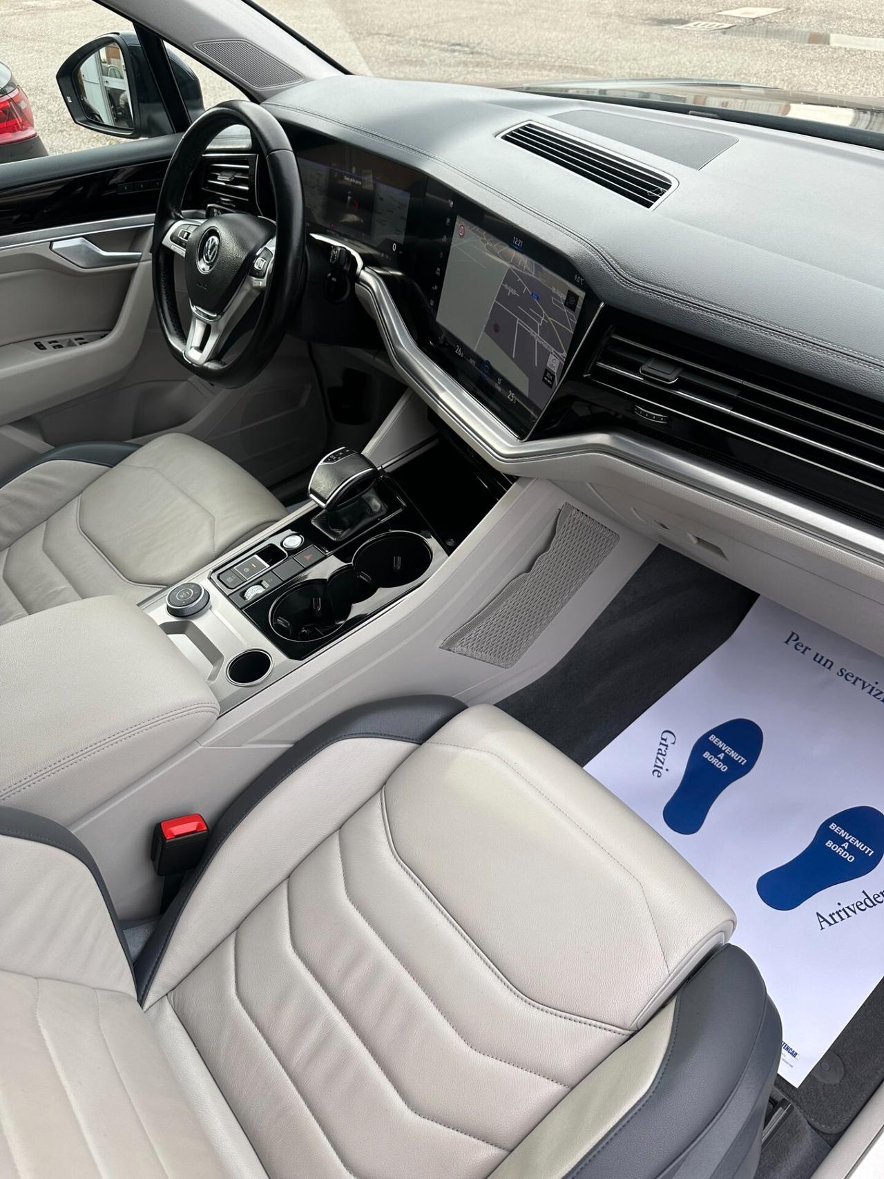 Volkswagen Touareg 3.0 V6 TDI SCR Atmosphere PELLE TOTALE