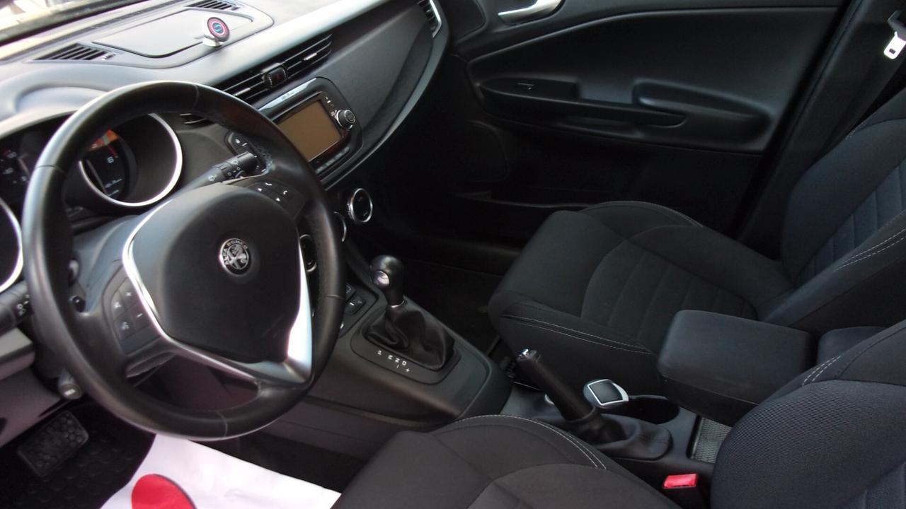 Alfa Romeo Giulietta 1.6 JTDm TCT 120 CV Super