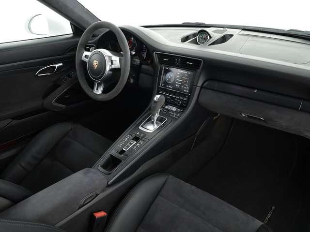 Porsche 911 coupe 3.8 carrera 4 gts pdk