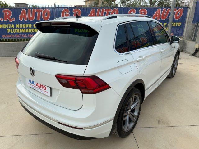 VOLKSWAGEN Tiguan R-LINE DA VETRINA NORD ITALIA