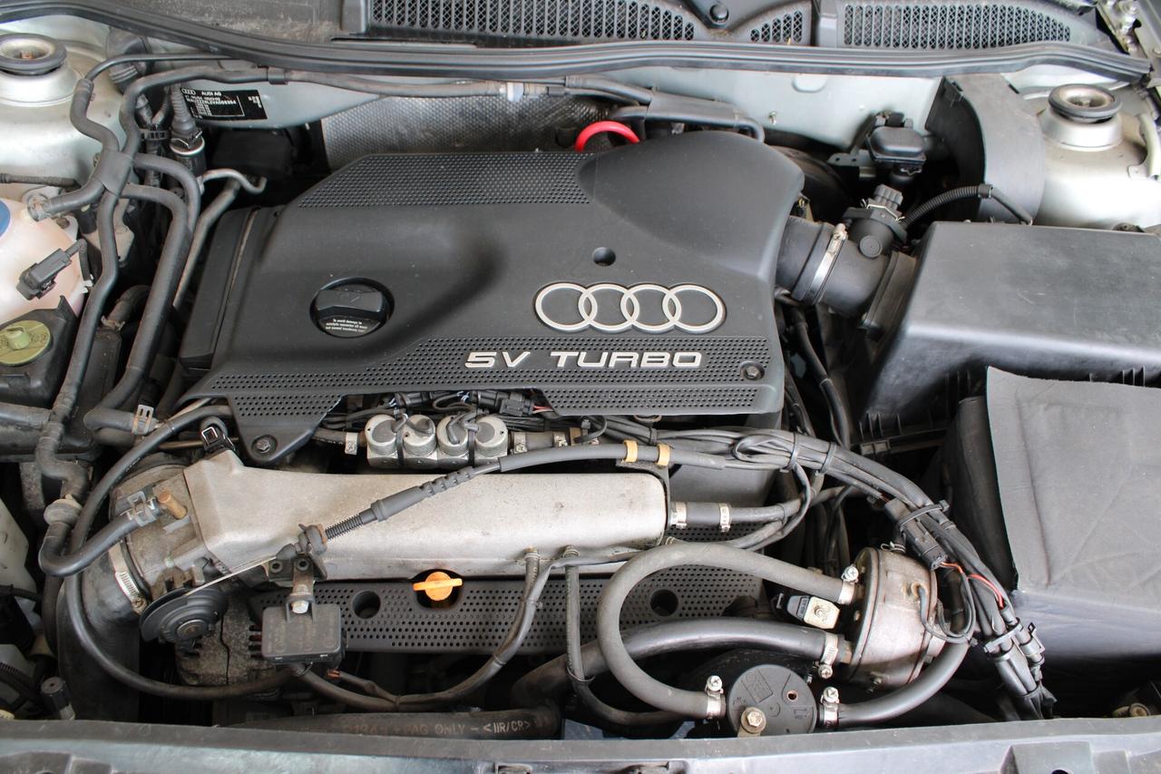 Audi A3 1.8 turbo 20V cat 3p. Ambiente