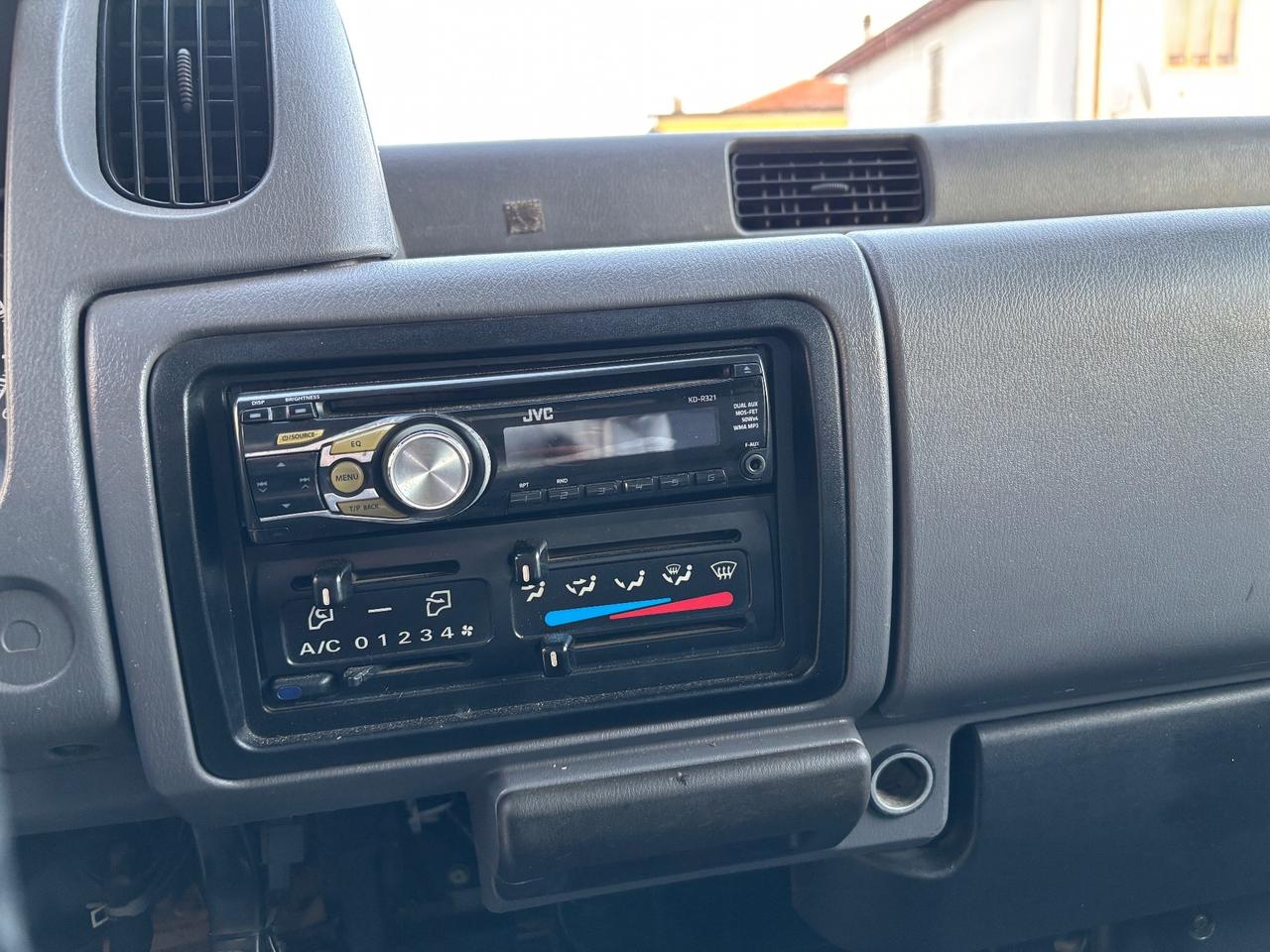 Nissan Cabstar 28.10 3.0 Tdi PC Cabinato L