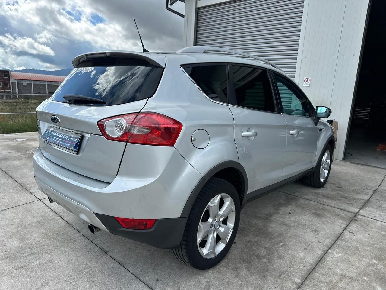 Ford Kuga 2.0 TDCi 136 CV 4WD Titanium DPF