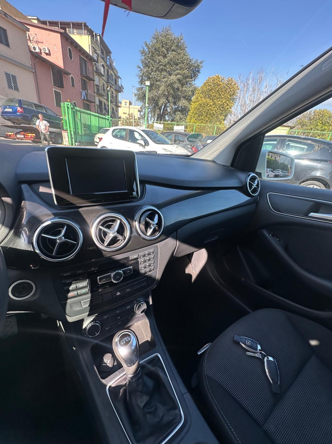 Mercedes-benz B 180 BlueEFFICIENCY Premium
