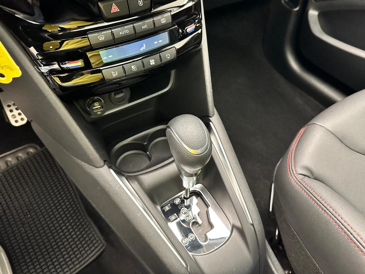 Peugeot 208 5p 1.2 puretech t GT Line s&s 110cv
