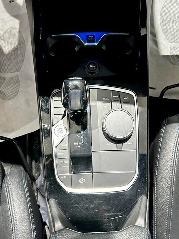 Bmw 116 116d 5p. Msport