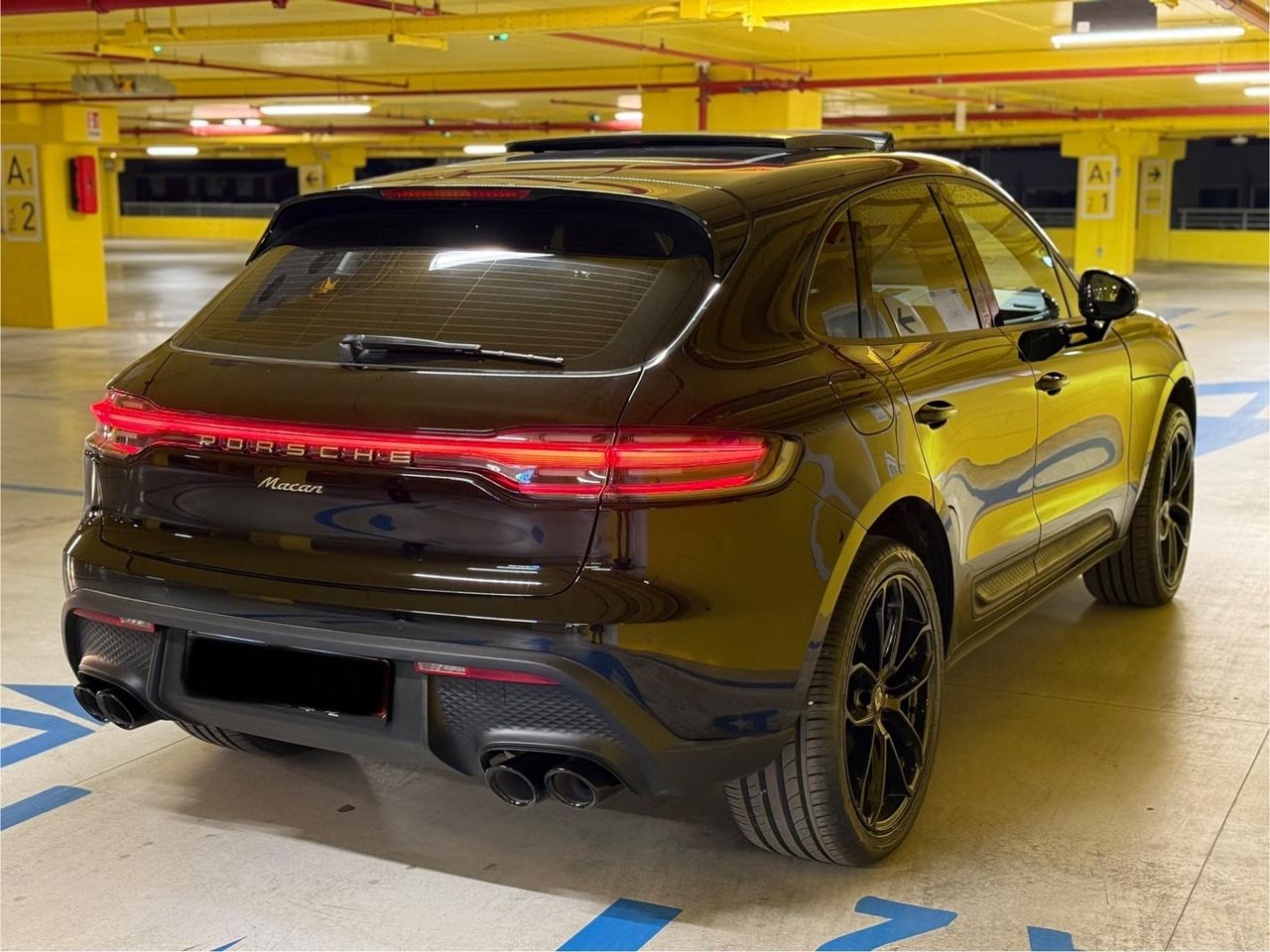 Porsche Macan 2.0 265cv TETTO - SCARICHI