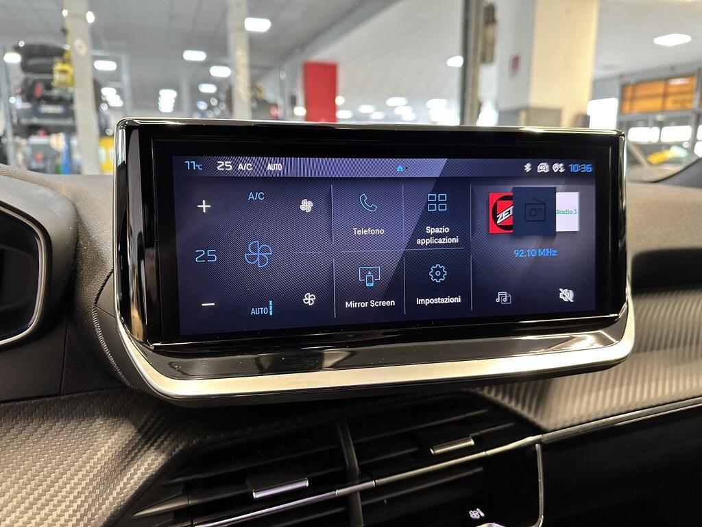 Peugeot 2008 1.2 PureTech Allure