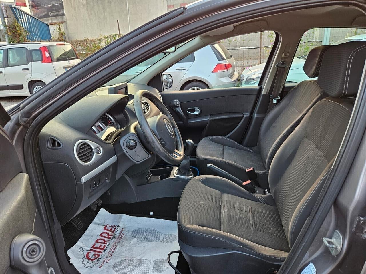 Renault Clio 1.2 16V 5 porte Luxe