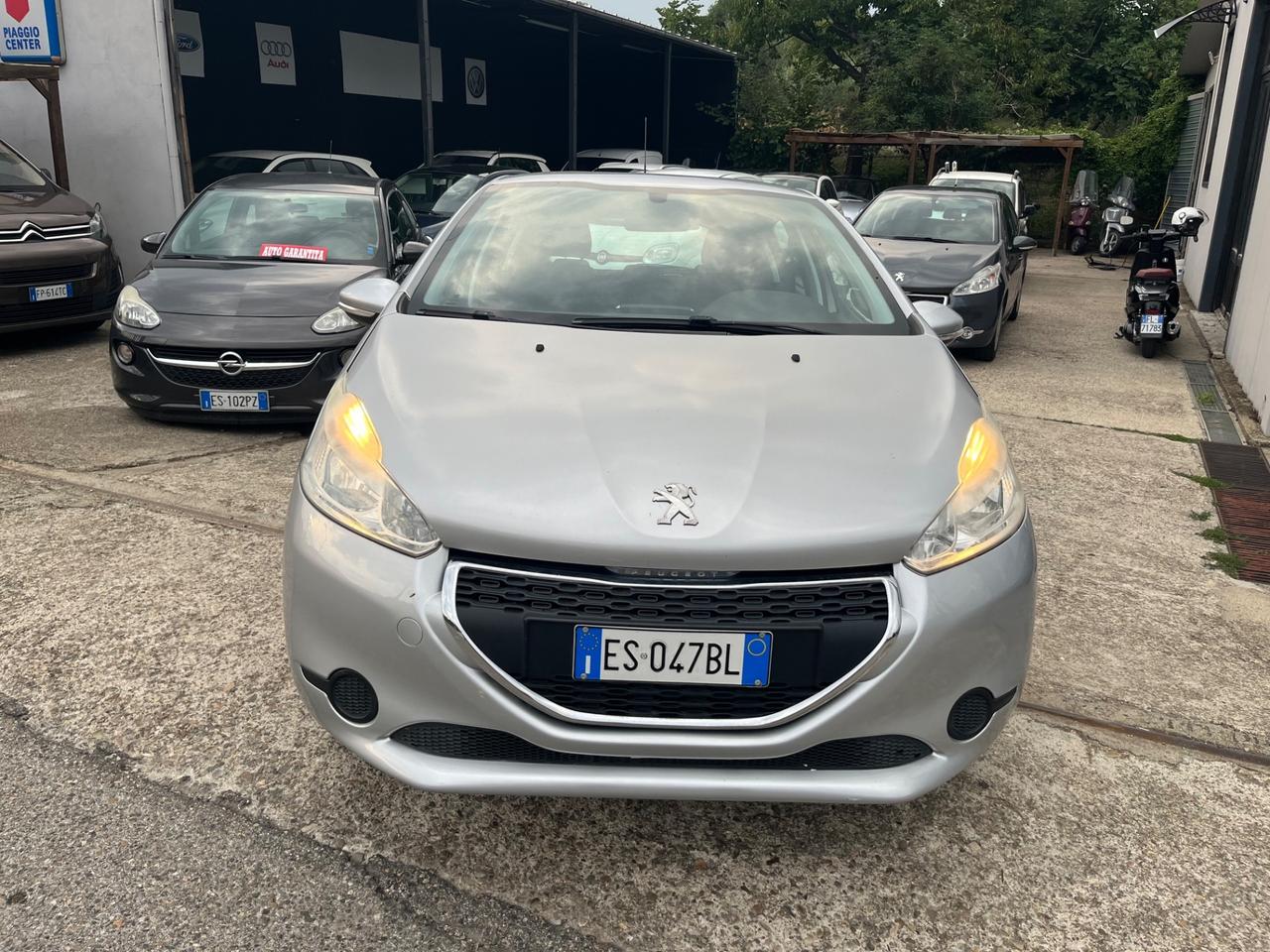 Peugeot 208 1.4 HDi 68 CV 5 porte Business