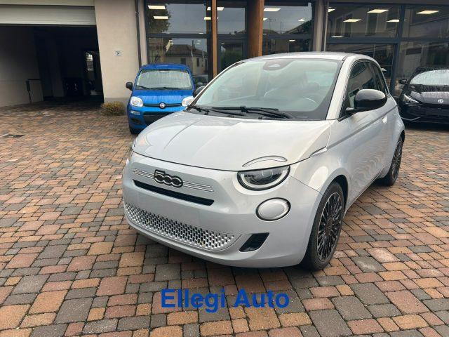 FIAT 500 Berlina Hybrid Icon KM0 + PACK STYLE