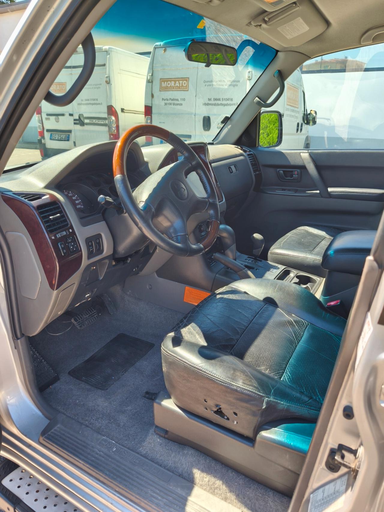 Mitsubishi Pajero 3.2D GANCIO T.R molti lavori fatti
