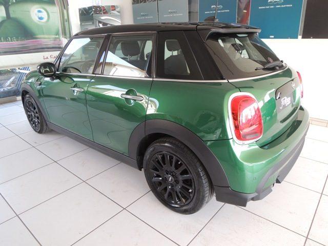 MINI Cooper 1.5 Cooper Essential 5 porte
