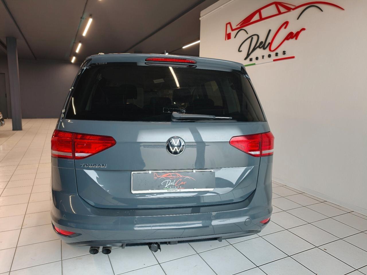 Volkswagen Touran 2.0 TDI 150 CV SCR DSG Executive BlueMotion Tech.