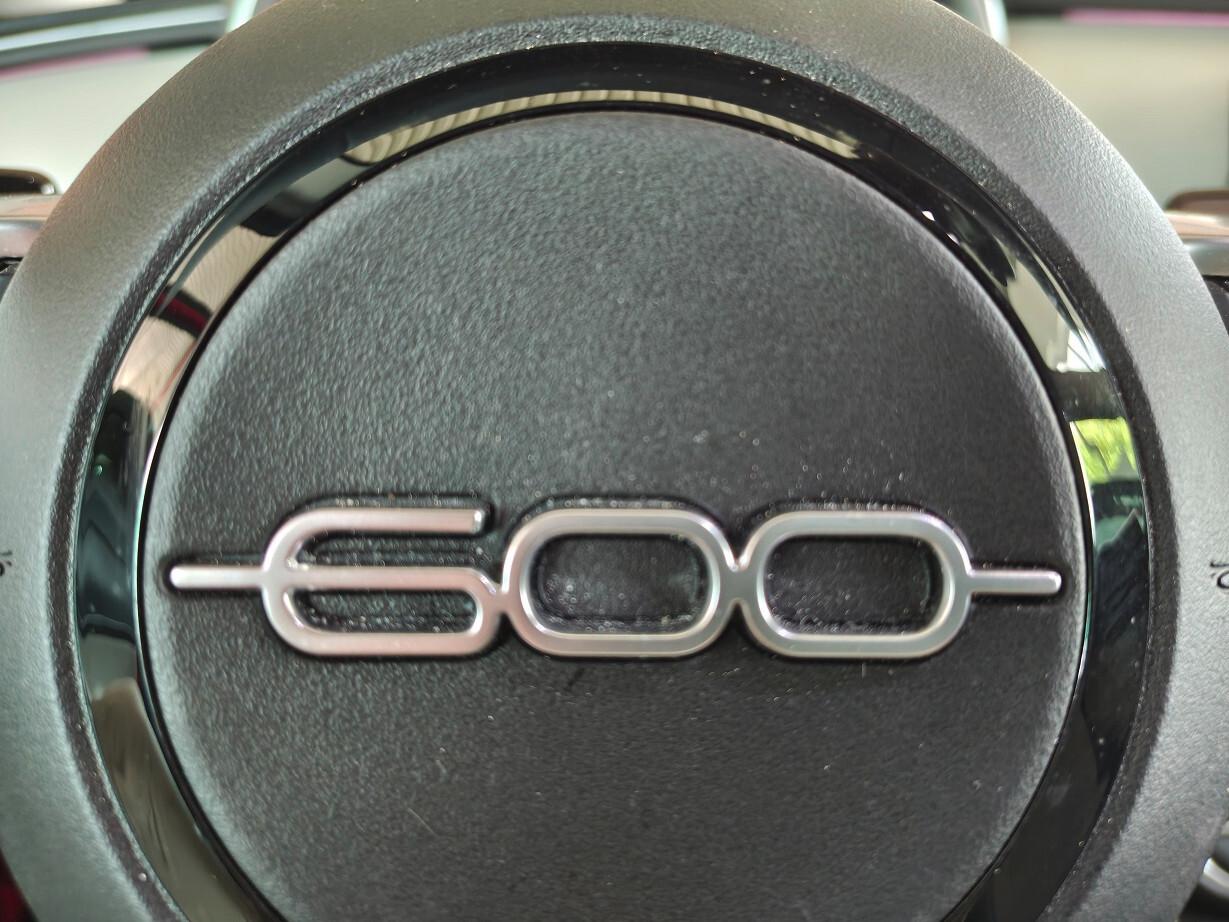 Fiat 600 Hybrid 136 CV DCT MHEV La Prima