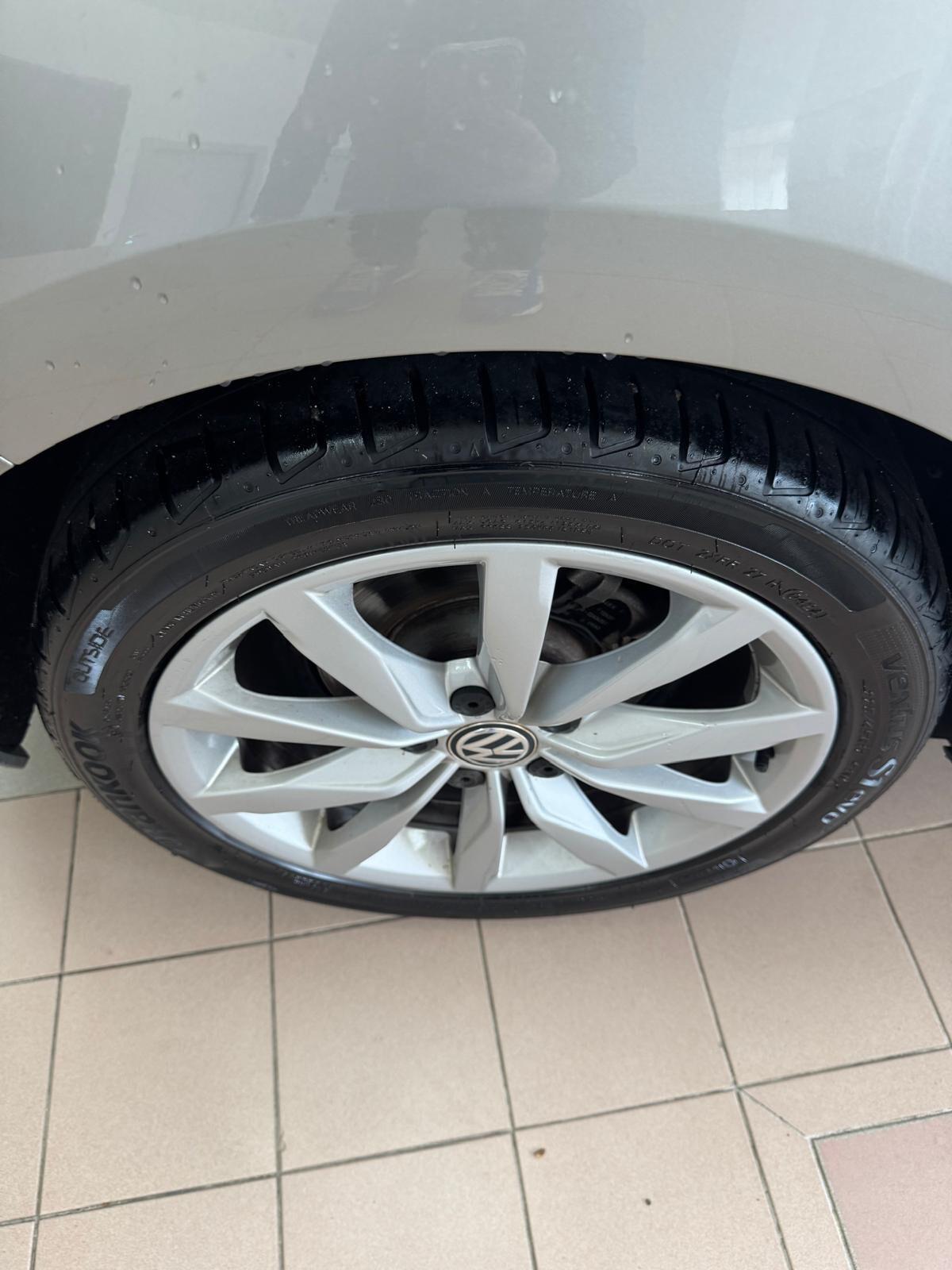 Volkswagen Golf 1.6 TDI 115 CV 5p. Highline BlueMotion Technology