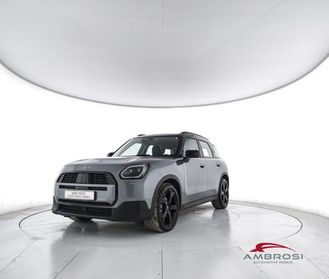 MINI Countryman Cooper 2.0 D 48V Favoured auto