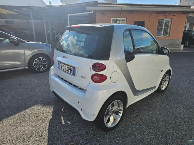 SMART ForTwo 1000 52 kW MHD coupé pulse