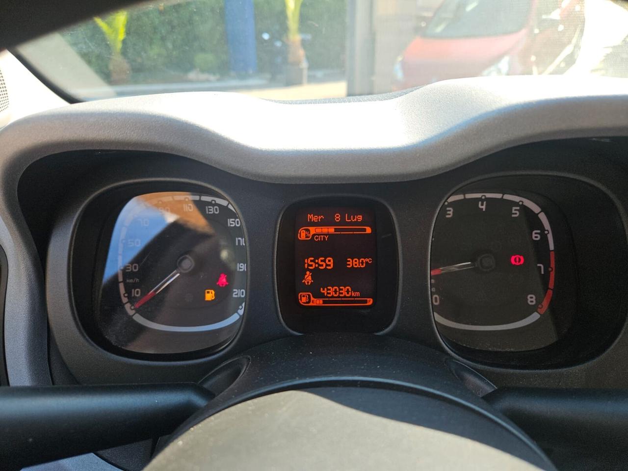 Fiat Panda Cross 1.0 FireFly S&S Hybrid Garmin