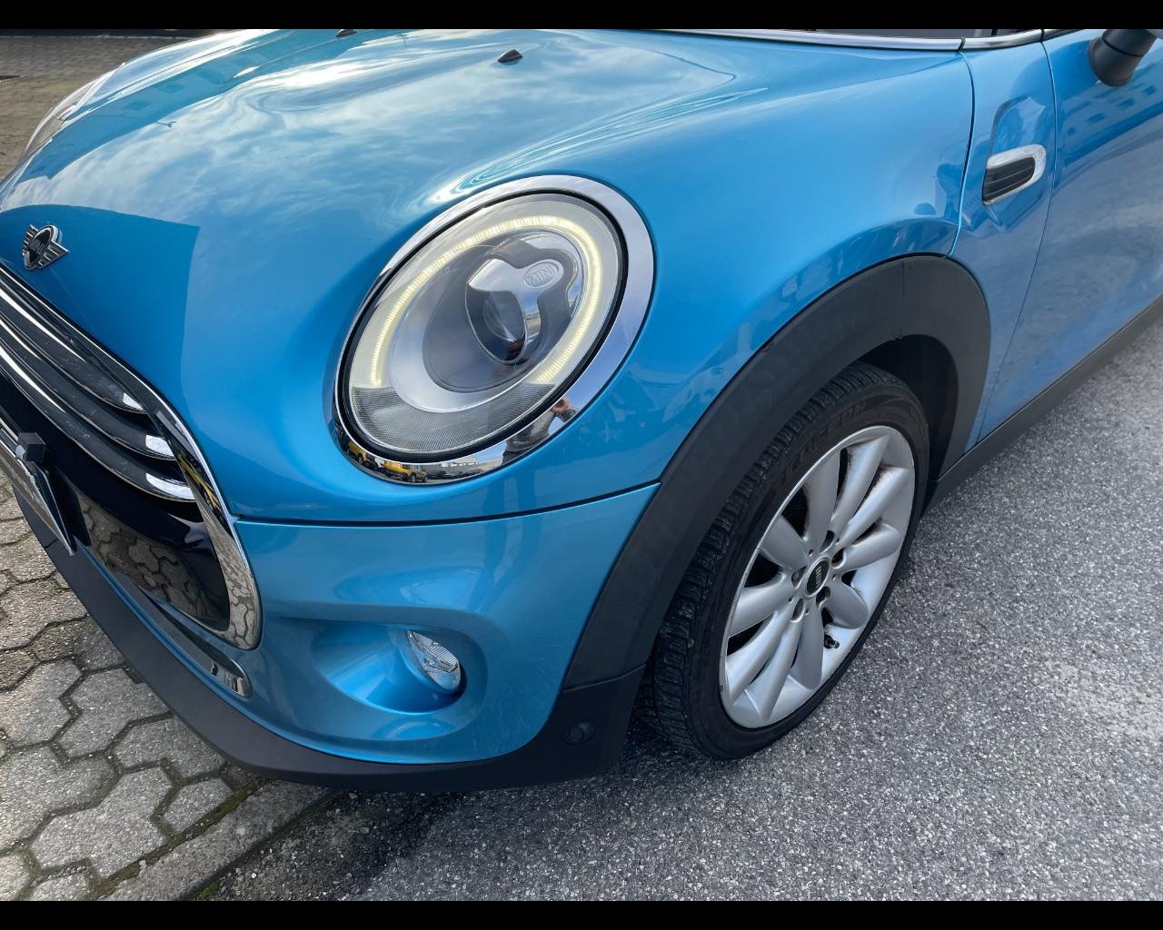 MINI Mini IV F55-F56 2014 - Mini 1.5 Cooper D Hype 5p