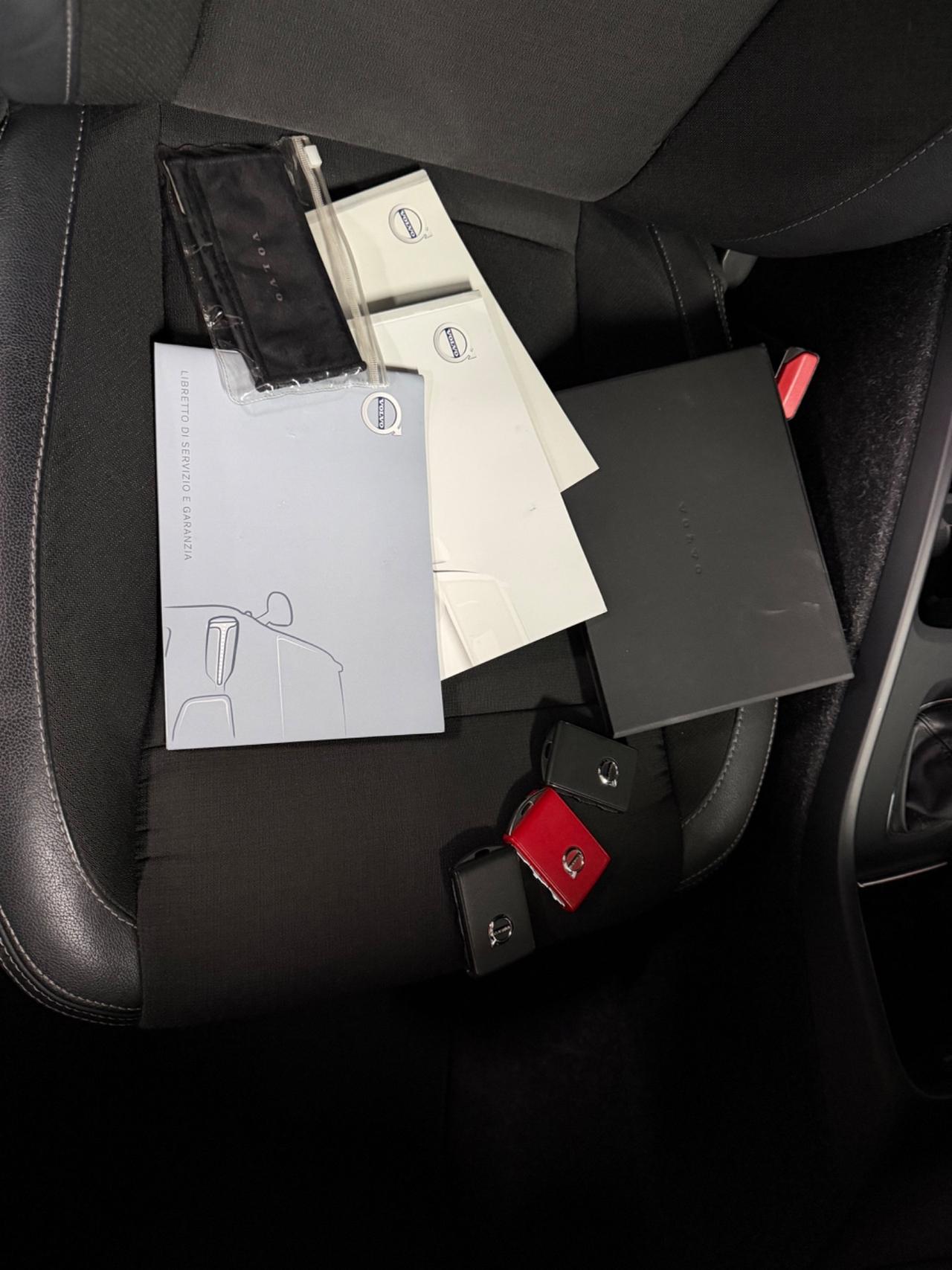 VOLVO XC40 2.0 D3 (150) Momentum 2019