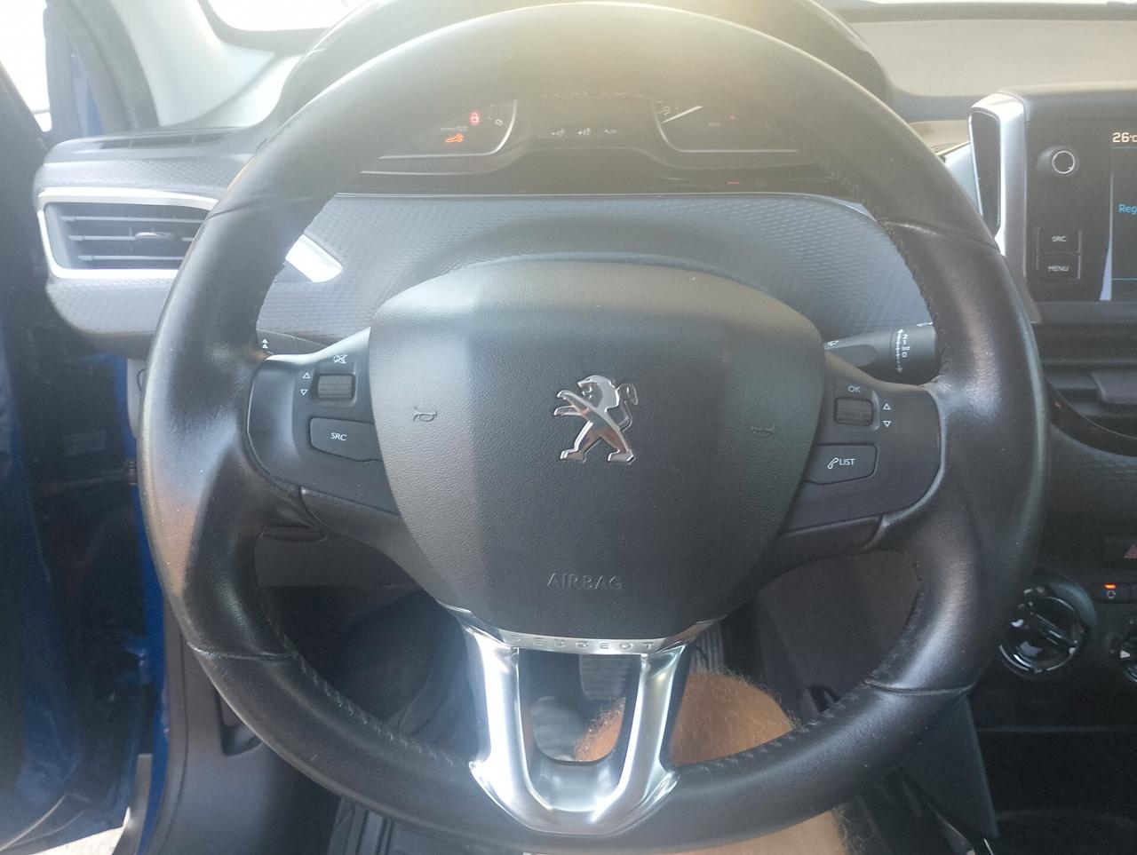 Peugeot 2008 BlueHDi 100 S&S Allure